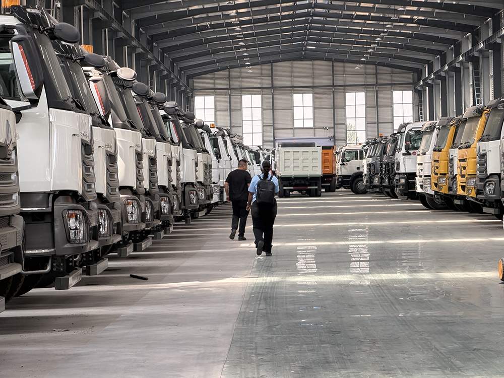 Heavy truck export factory & remanufacturing yard